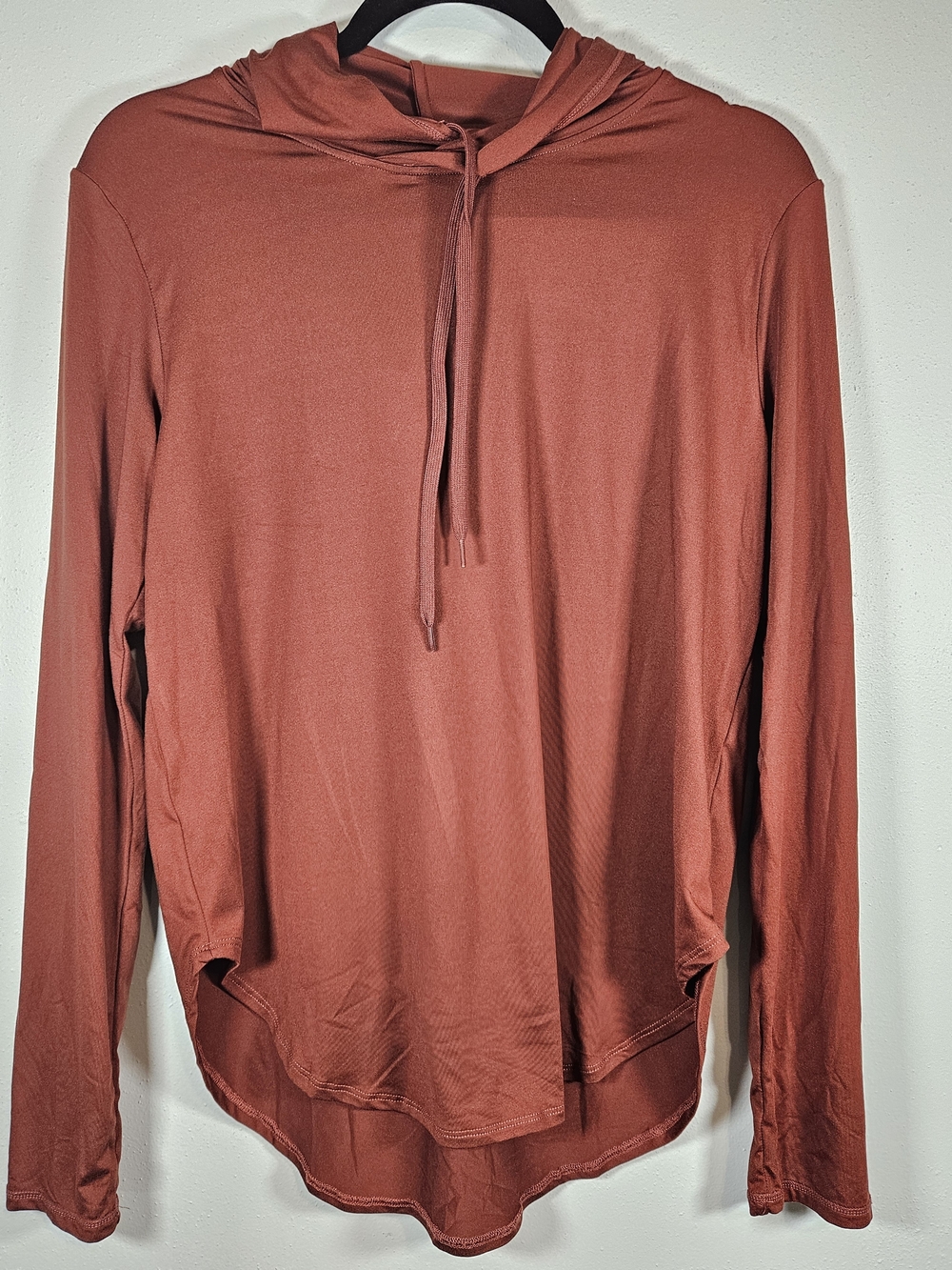 Senita Athletics Women's Hooded Long-Sleeve Top in Rust